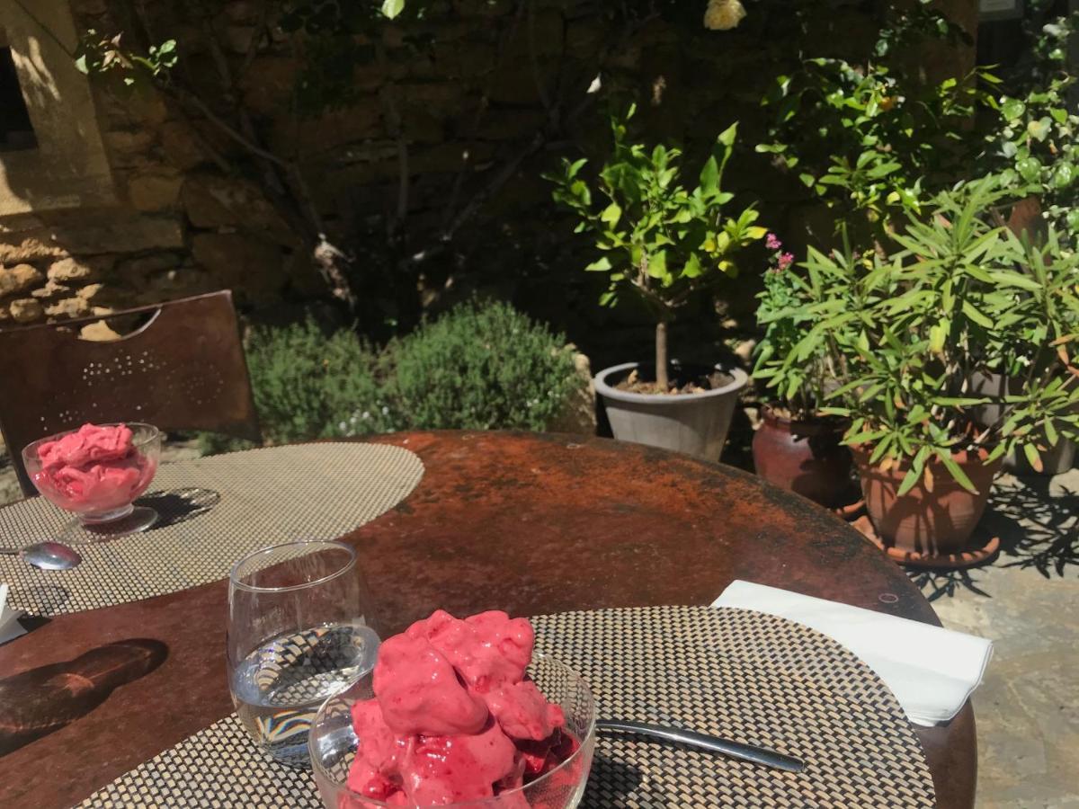 Les Aiguieres En Provence Bed and Breakfast Suze-la-Rousse Exteriör bild