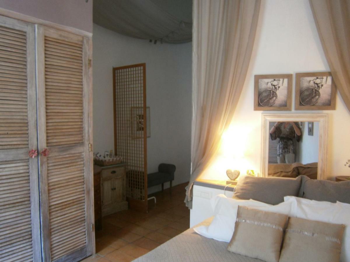 Les Aiguieres En Provence Bed and Breakfast Suze-la-Rousse Exteriör bild